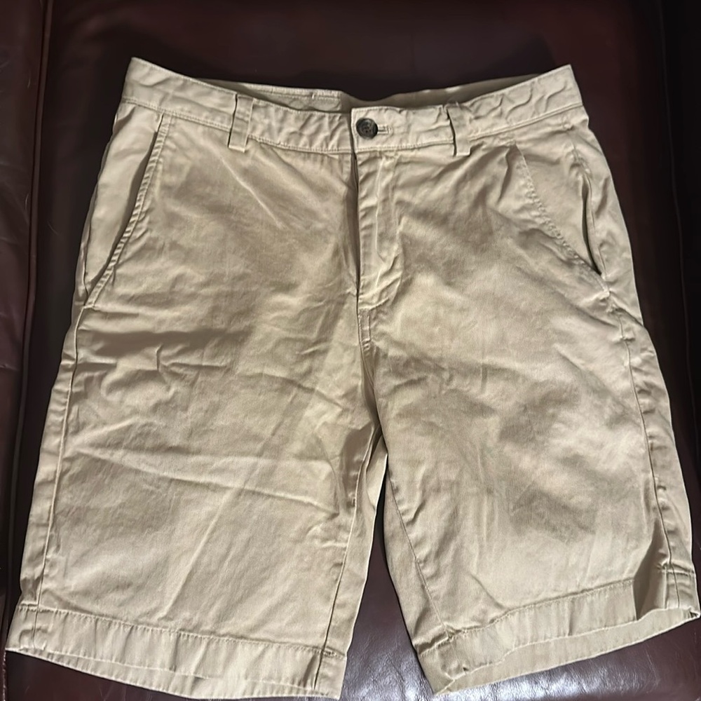 Men’s Brooks Brothers W32 shorts